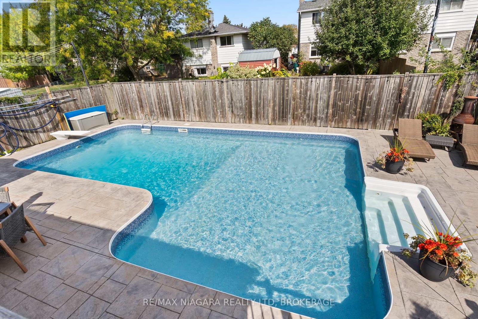 24 Forster Avenue, Thorold, Ontario L2V 4J5 - Photo 40 - X12544304