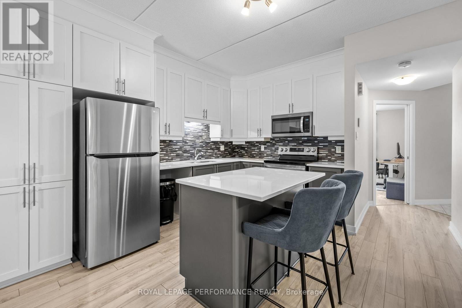 404 - 99 St Moritz Trail, Russell, Ontario  K0A 1W0 - Photo 11 - X12545222