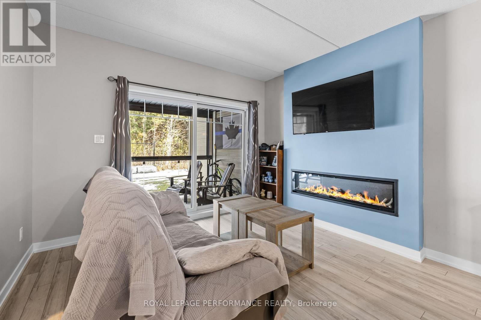 404 - 99 St Moritz Trail, Russell, Ontario  K0A 1W0 - Photo 15 - X12545222