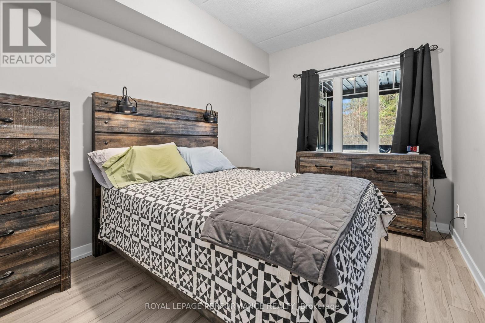 404 - 99 St Moritz Trail, Russell, Ontario  K0A 1W0 - Photo 19 - X12545222