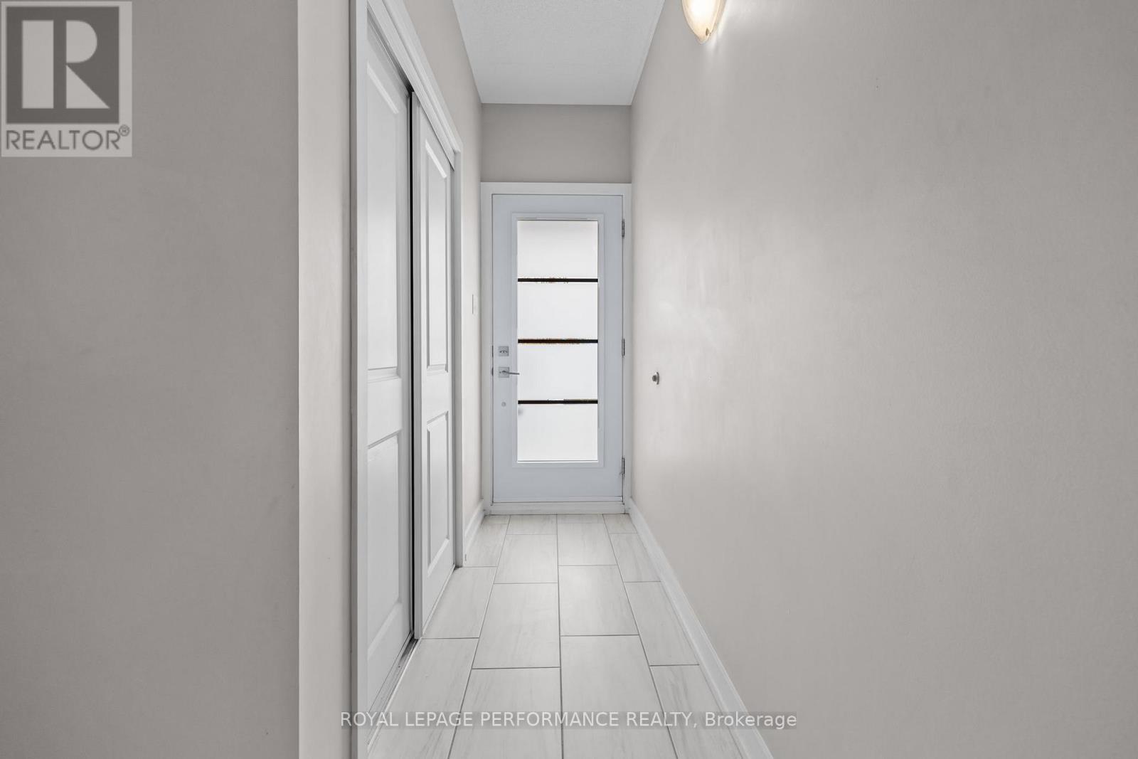 404 - 99 St Moritz Trail, Russell, Ontario  K0A 1W0 - Photo 9 - X12545222