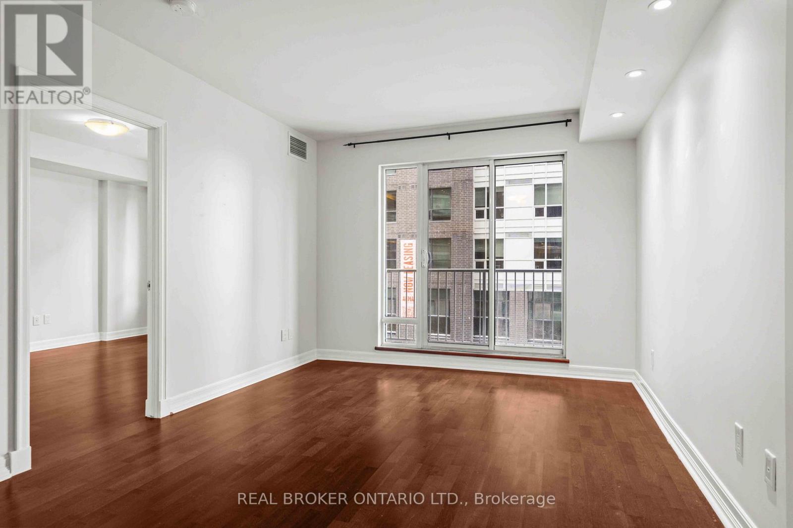 308 - 200 Besserer Street, Ottawa, Ontario K1N 0A7 - Photo 13 - X12545312