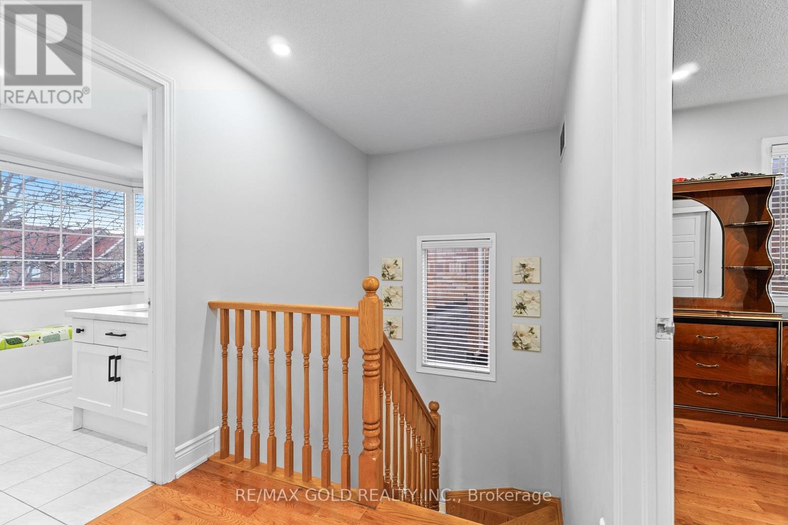 29 Zimmer Street, Brampton, Ontario L6S 6L9 - Photo 21 - W12540424