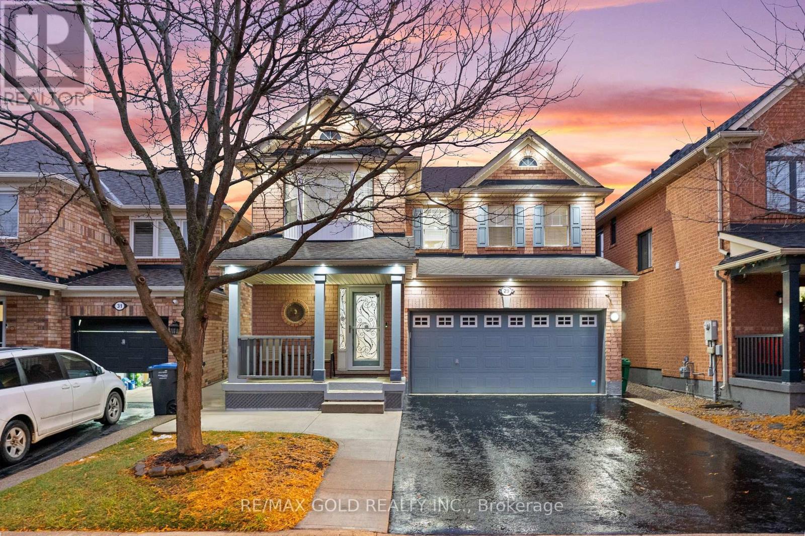 29 ZIMMER STREET, Brampton, Ontario