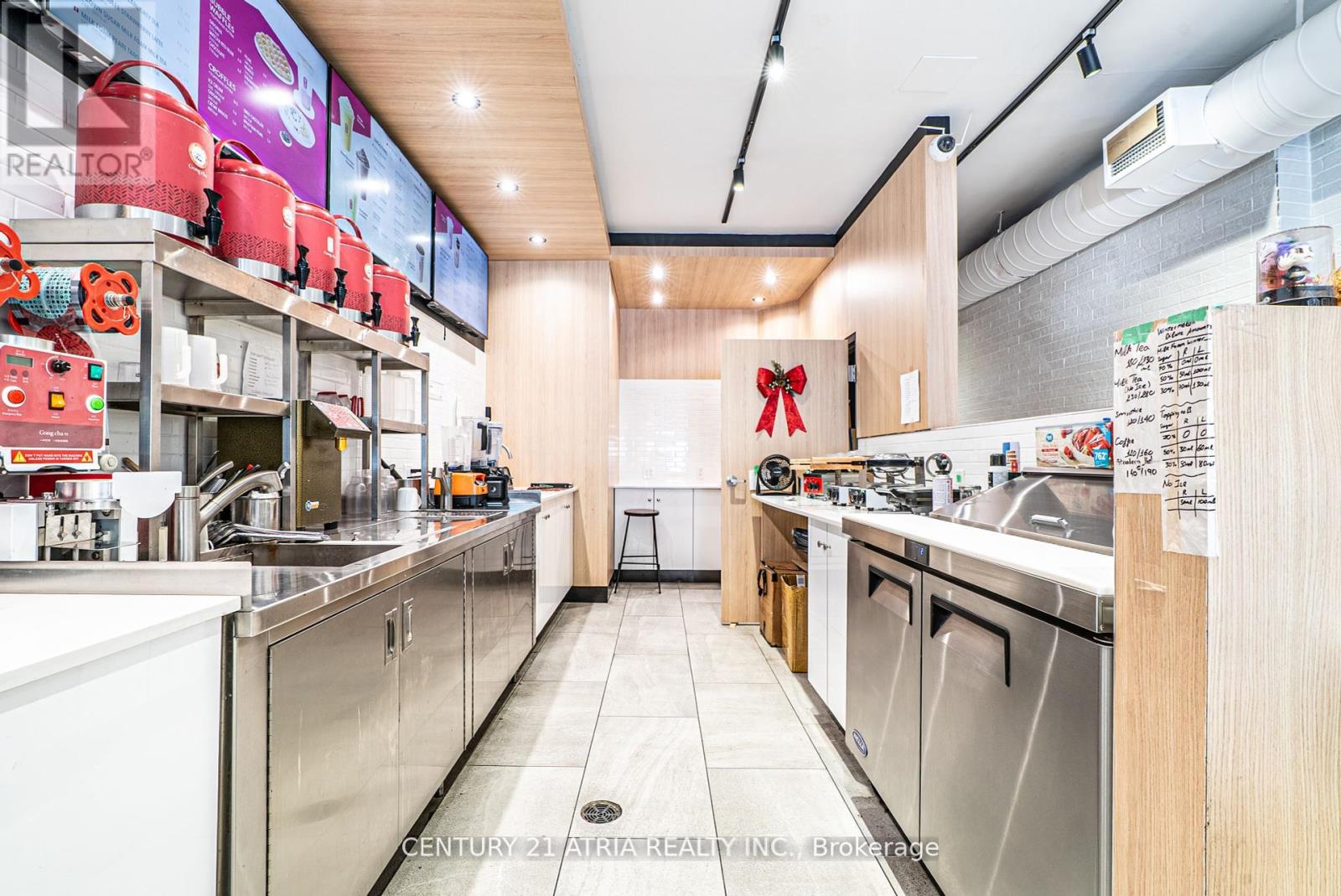 83 Lakeshore Road S, Mississauga, Ontario  L5G 1C9 - Photo 14 - W12544794