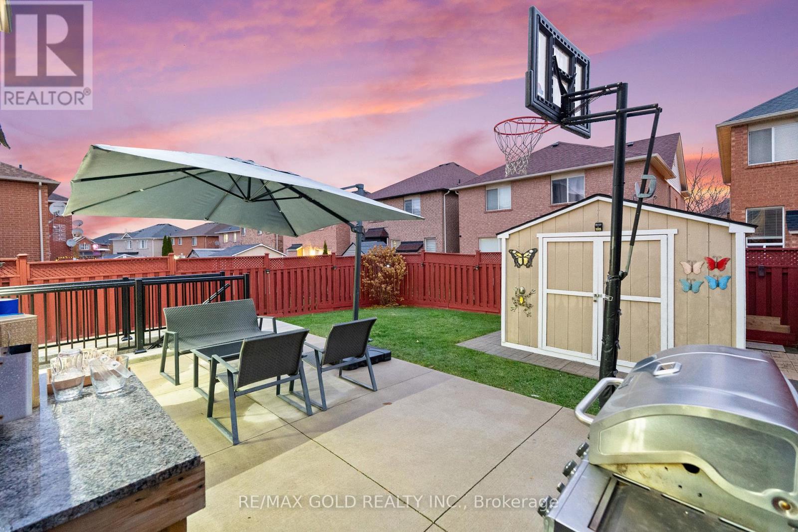 29 Zimmer Street, Brampton, Ontario L6S 6L9 - Photo 46 - W12540424