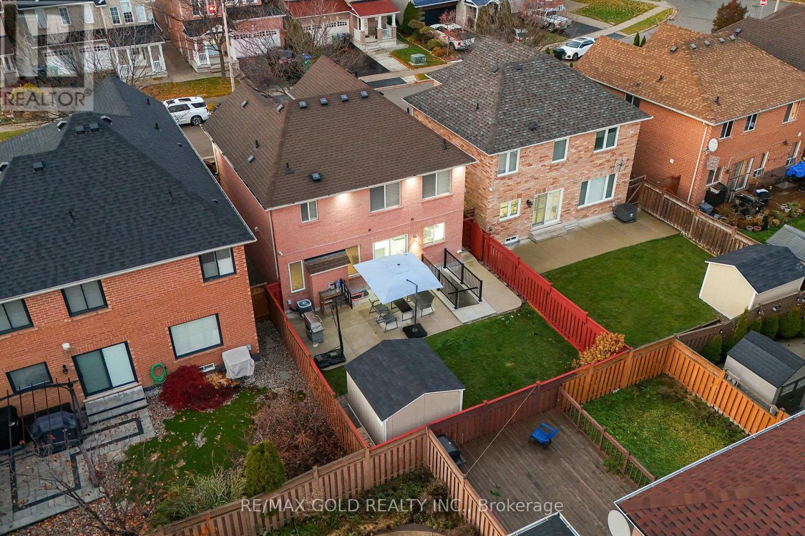 29 Zimmer Street, Brampton, Ontario L6S 6L9 - Photo 48 - W12540424