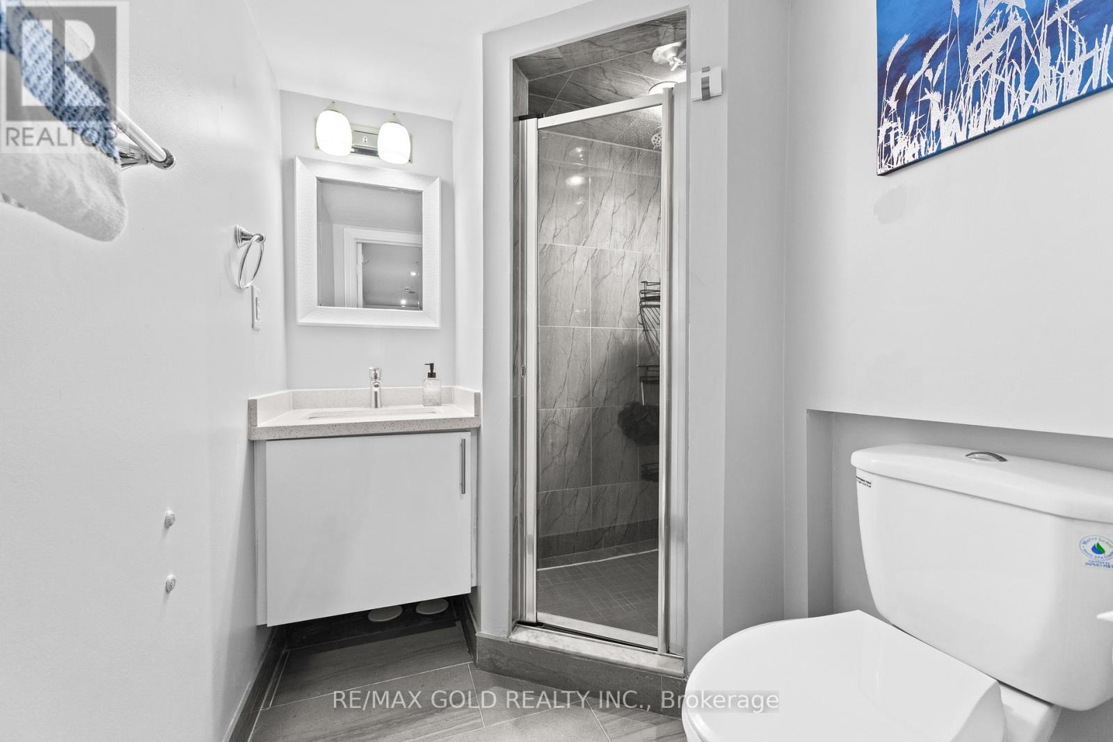 29 Zimmer Street, Brampton, Ontario L6S 6L9 - Photo 41 - W12540424