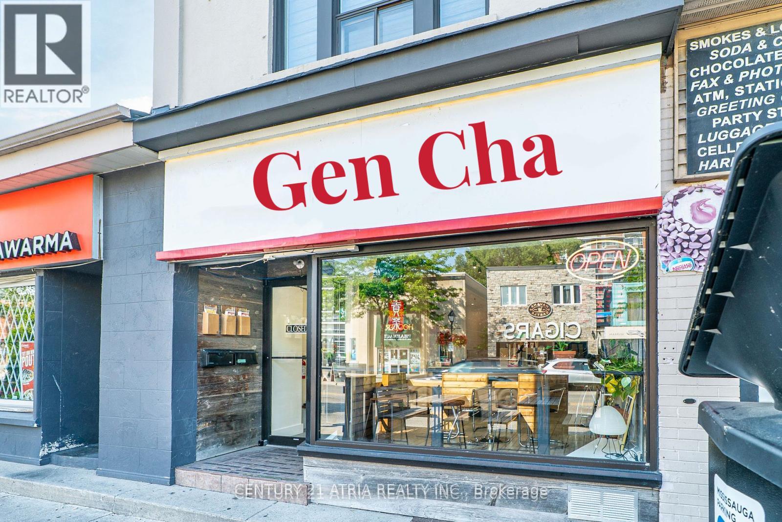 83 Lakeshore Road S, Mississauga, Ontario  L5G 1C9 - Photo 3 - W12544794