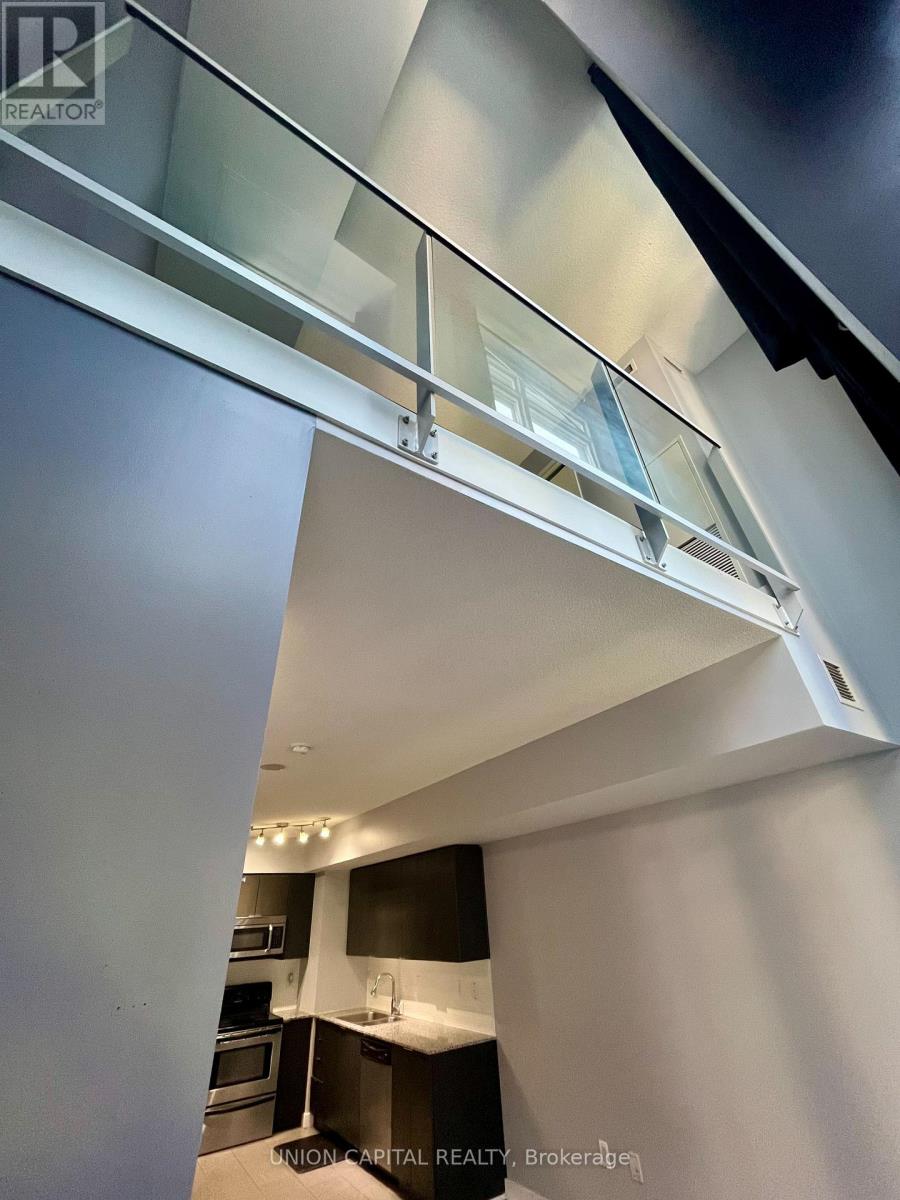 107 - 15 Brunel Court, Toronto, Ontario  M5V 3Y7 - Photo 3 - C12430681