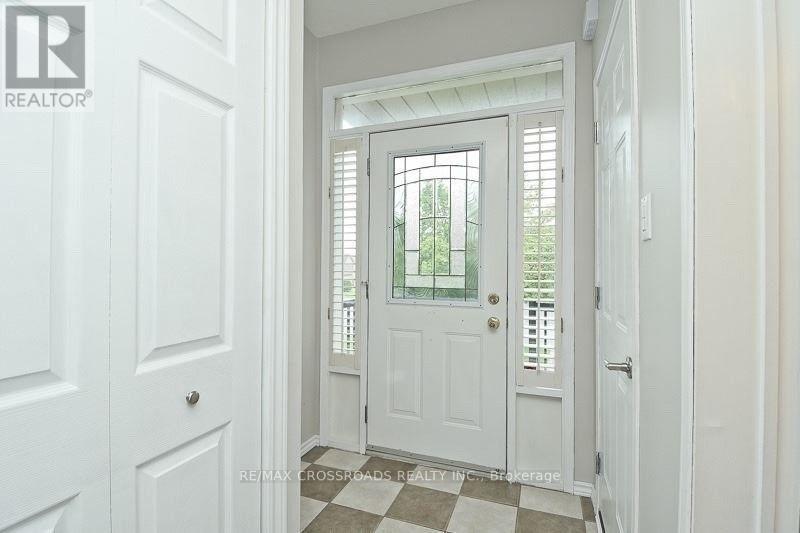 25 Fry Crescent, Clarington, Ontario  L1C 4Y2 - Photo 3 - E12418875