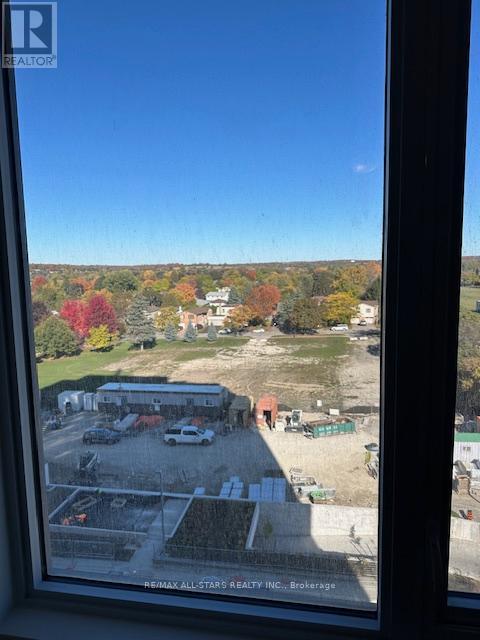 702 - 715 Davis Drive, Newmarket, Ontario  L3Y 2R3 - Photo 13 - N12483134