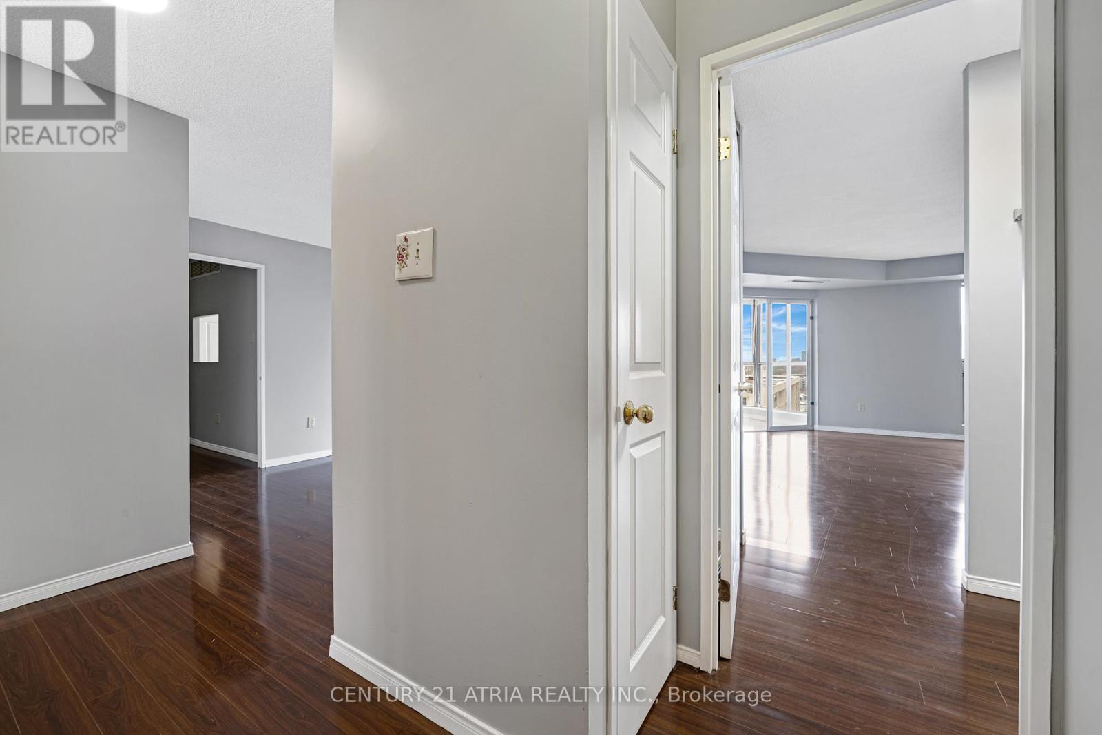 1102 - 265 Westcourt Place, Waterloo, Ontario  N2L 6E4 - Photo 10 - X12539242