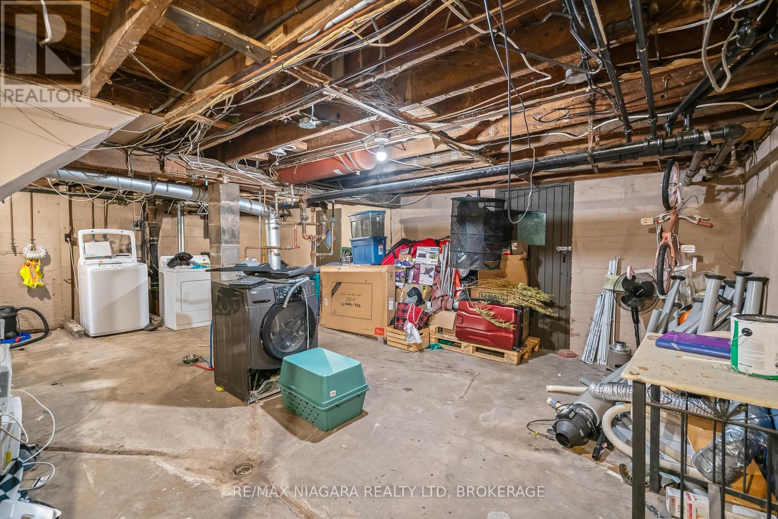 3536 Bond Street, Niagara Falls, Ontario L2G 6H8 - Photo 35 - X12545386