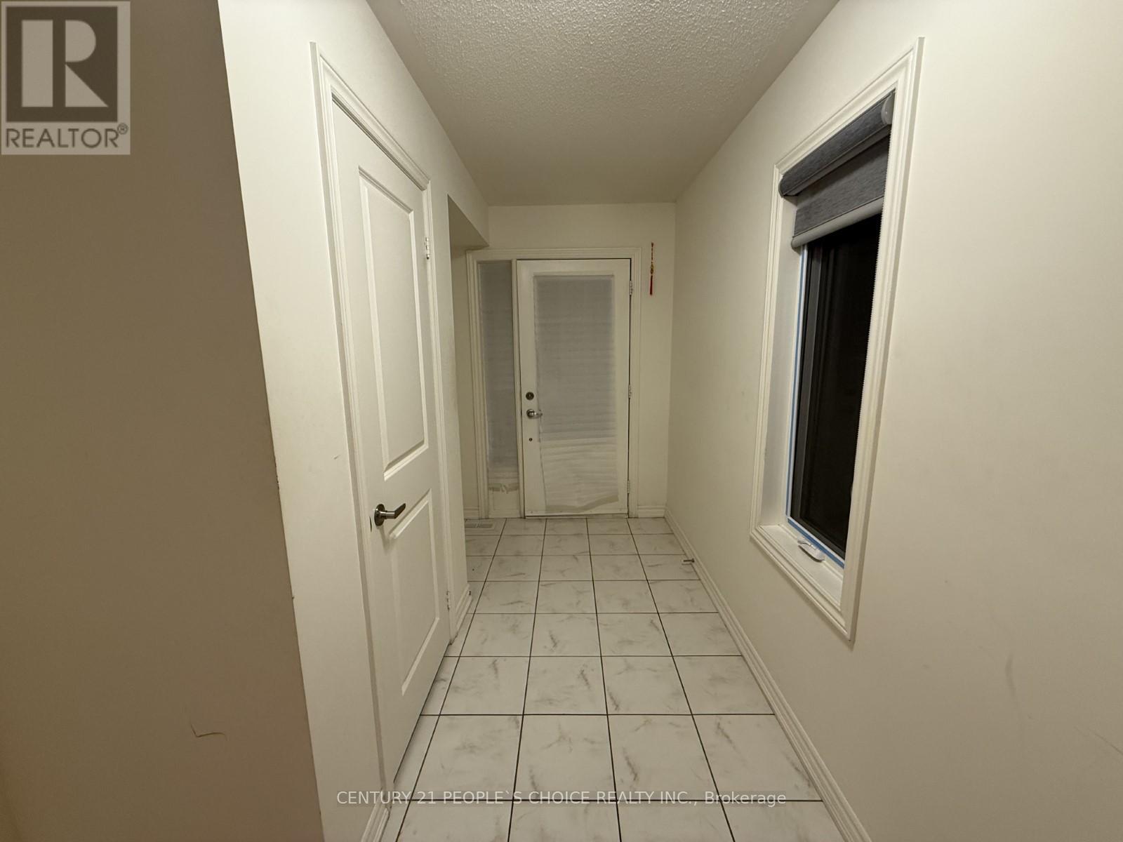 Upper - 99 Stewardship Road E, Brampton, Ontario  L7A 4W5 - Photo 3 - W12545010