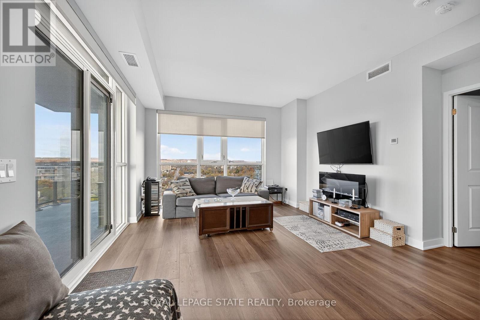 1707 - 2007 James Street, Burlington, Ontario  L7R 0G7 - Photo 14 - W12545022