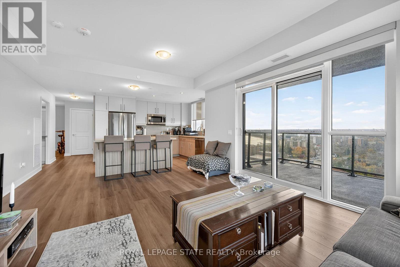 1707 - 2007 James Street, Burlington, Ontario  L7R 0G7 - Photo 16 - W12545022