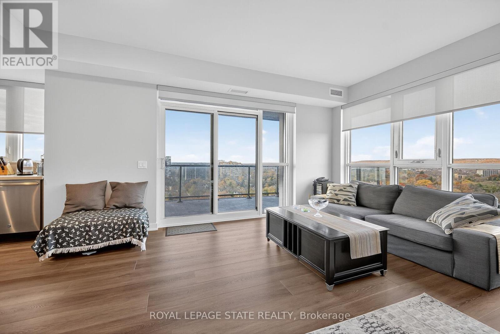 1707 - 2007 James Street, Burlington, Ontario  L7R 0G7 - Photo 17 - W12545022