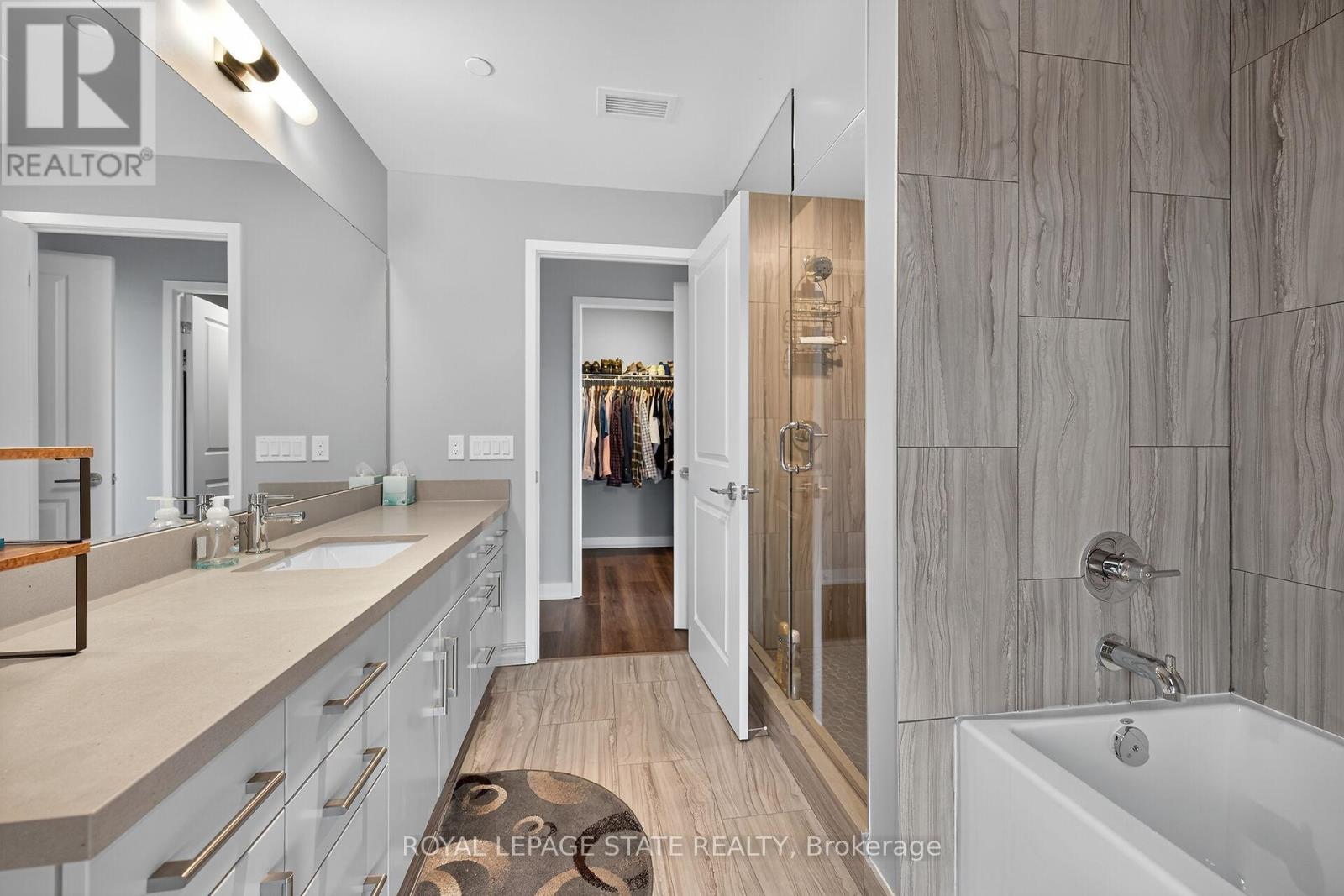 1707 - 2007 James Street, Burlington, Ontario  L7R 0G7 - Photo 21 - W12545022