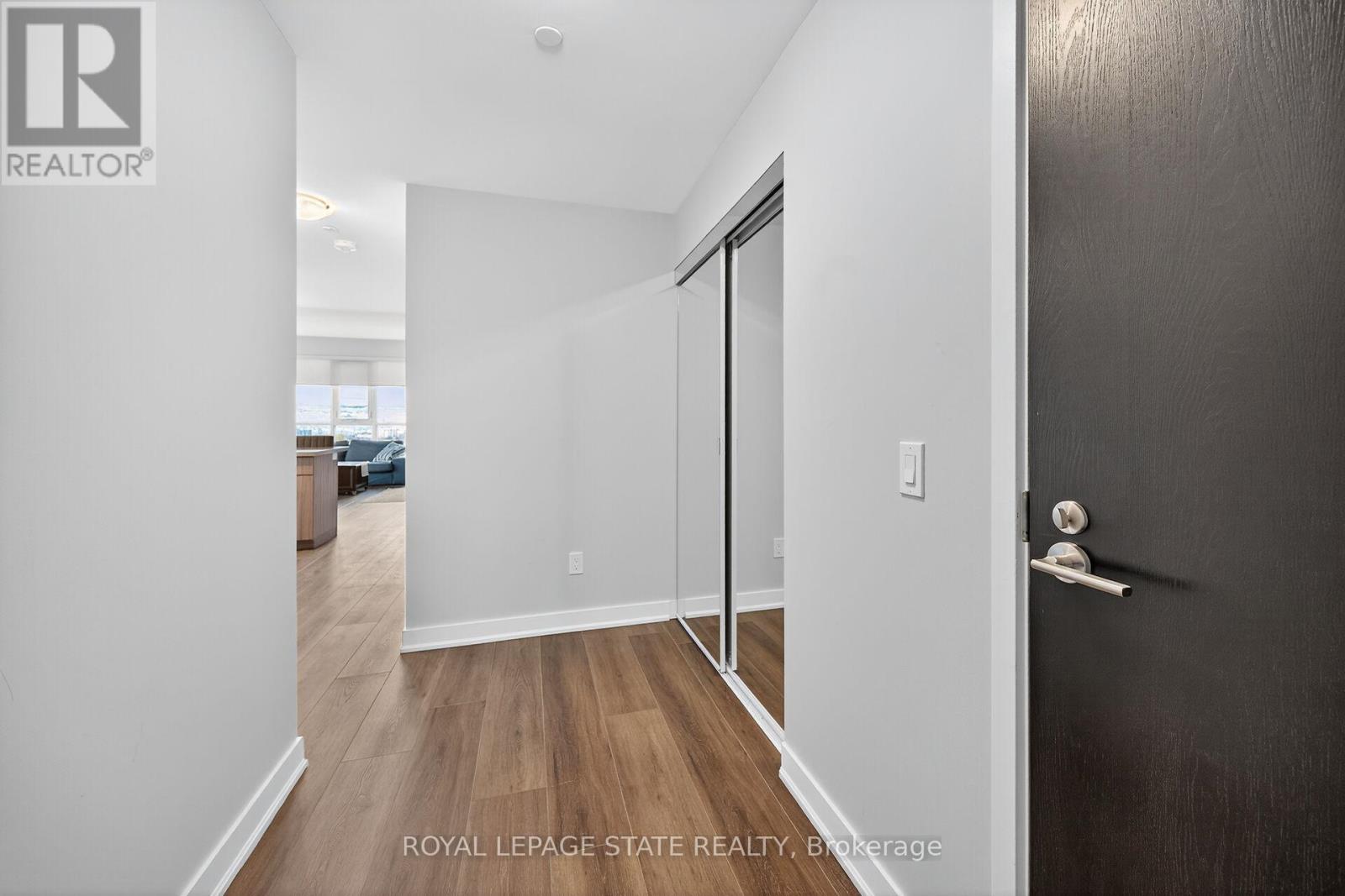 1707 - 2007 James Street, Burlington, Ontario  L7R 0G7 - Photo 26 - W12545022