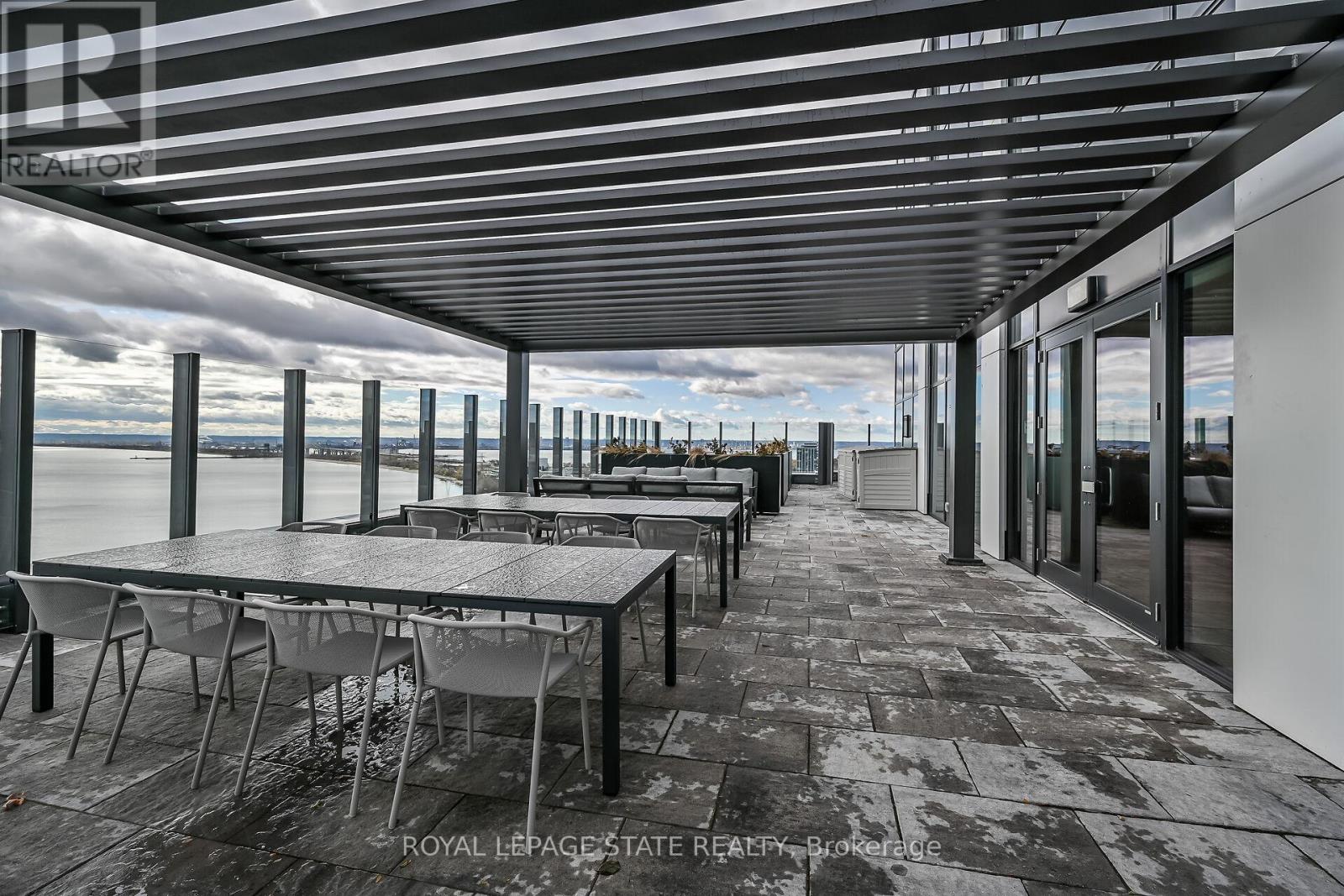 1707 - 2007 James Street, Burlington, Ontario  L7R 0G7 - Photo 36 - W12545022