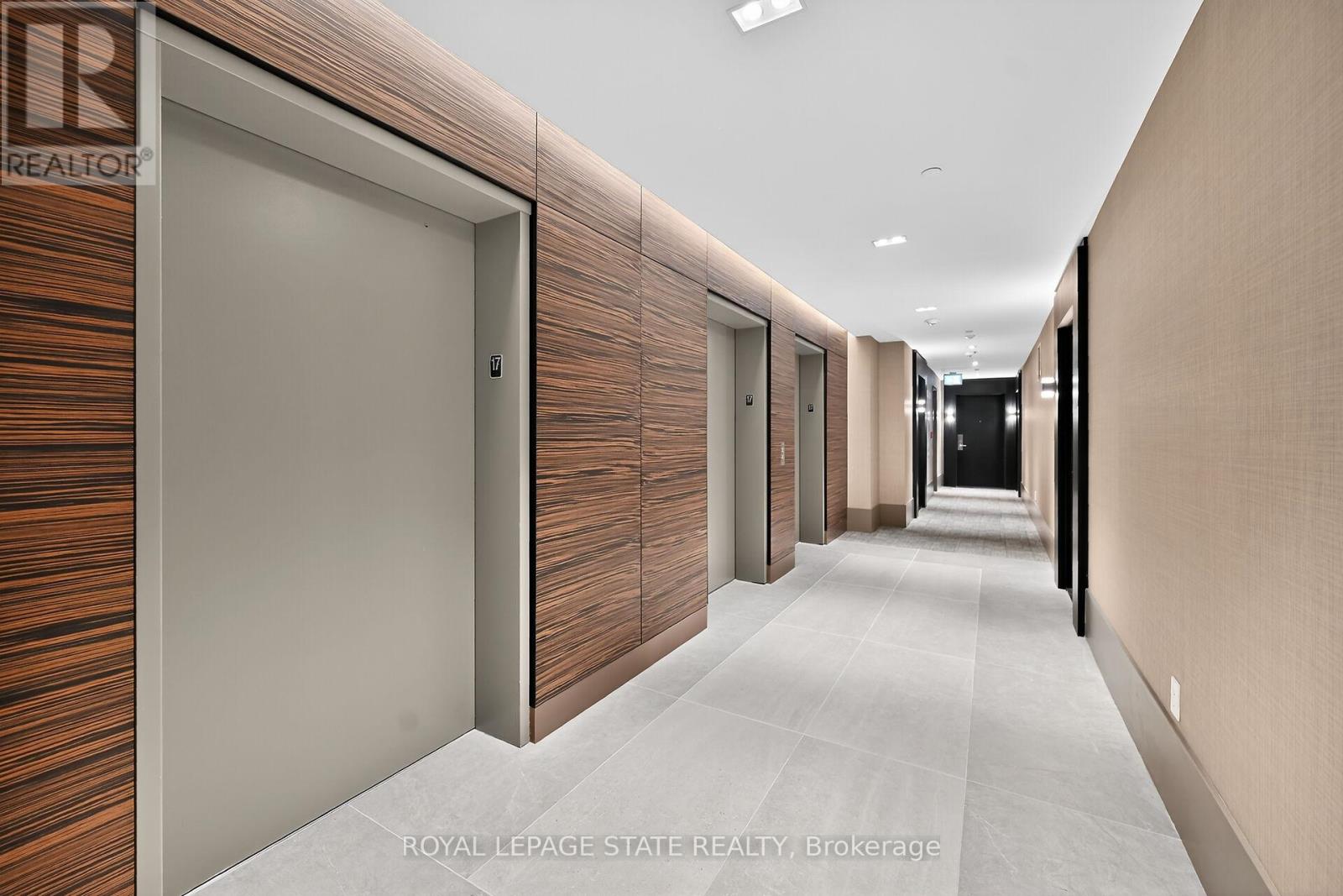 1707 - 2007 James Street, Burlington, Ontario  L7R 0G7 - Photo 40 - W12545022