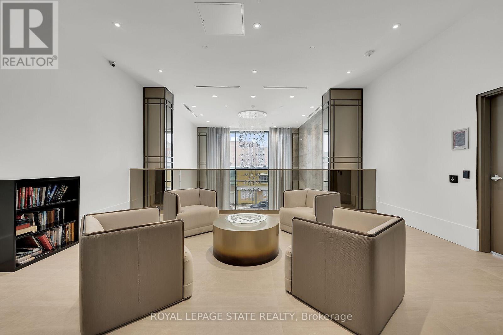 1707 - 2007 James Street, Burlington, Ontario  L7R 0G7 - Photo 44 - W12545022