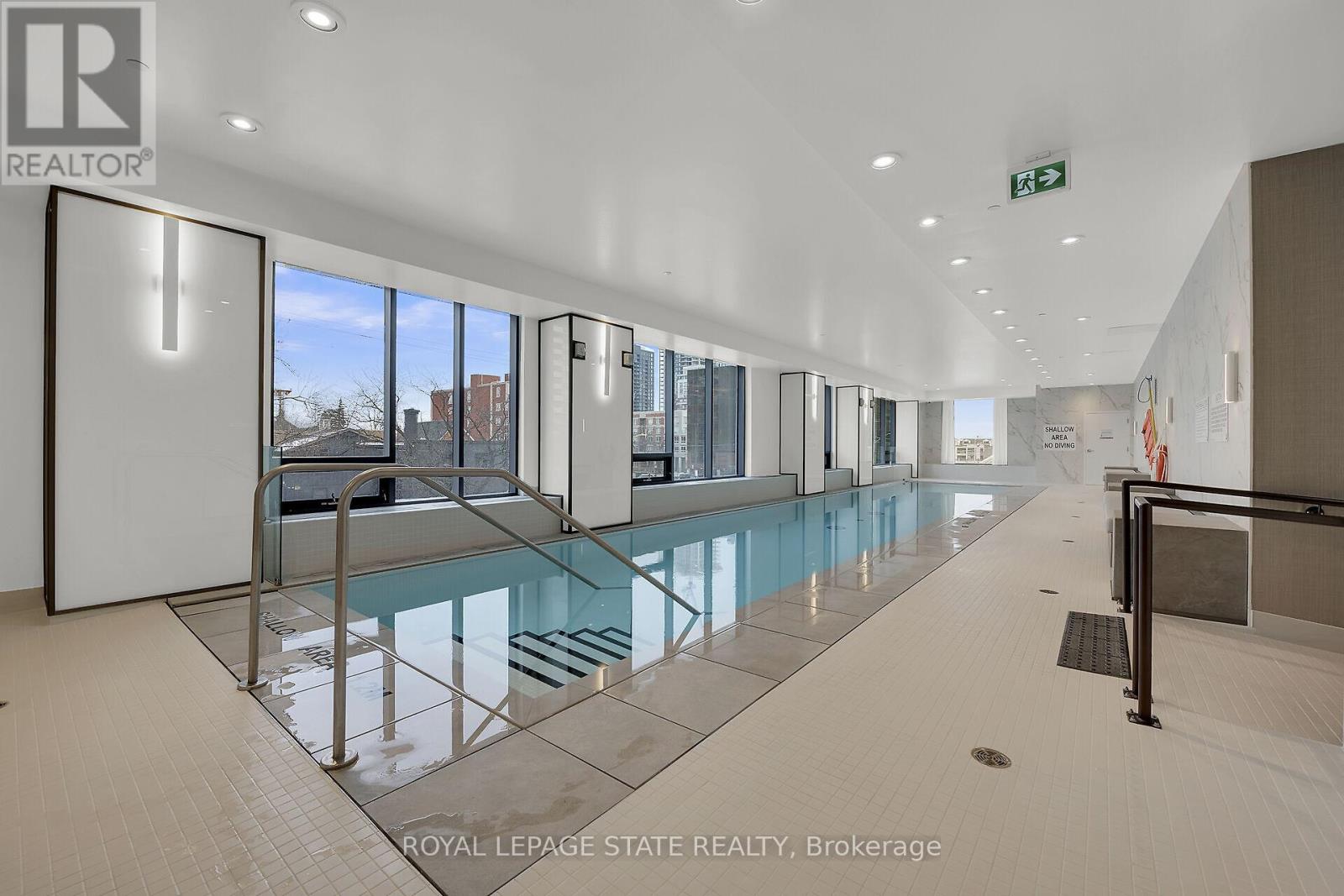 1707 - 2007 James Street, Burlington, Ontario  L7R 0G7 - Photo 48 - W12545022