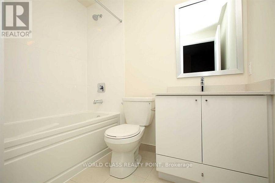 15 - 35 Watergarden Drive, Mississauga, Ontario  L5R 0G8 - Photo 13 - W12545116