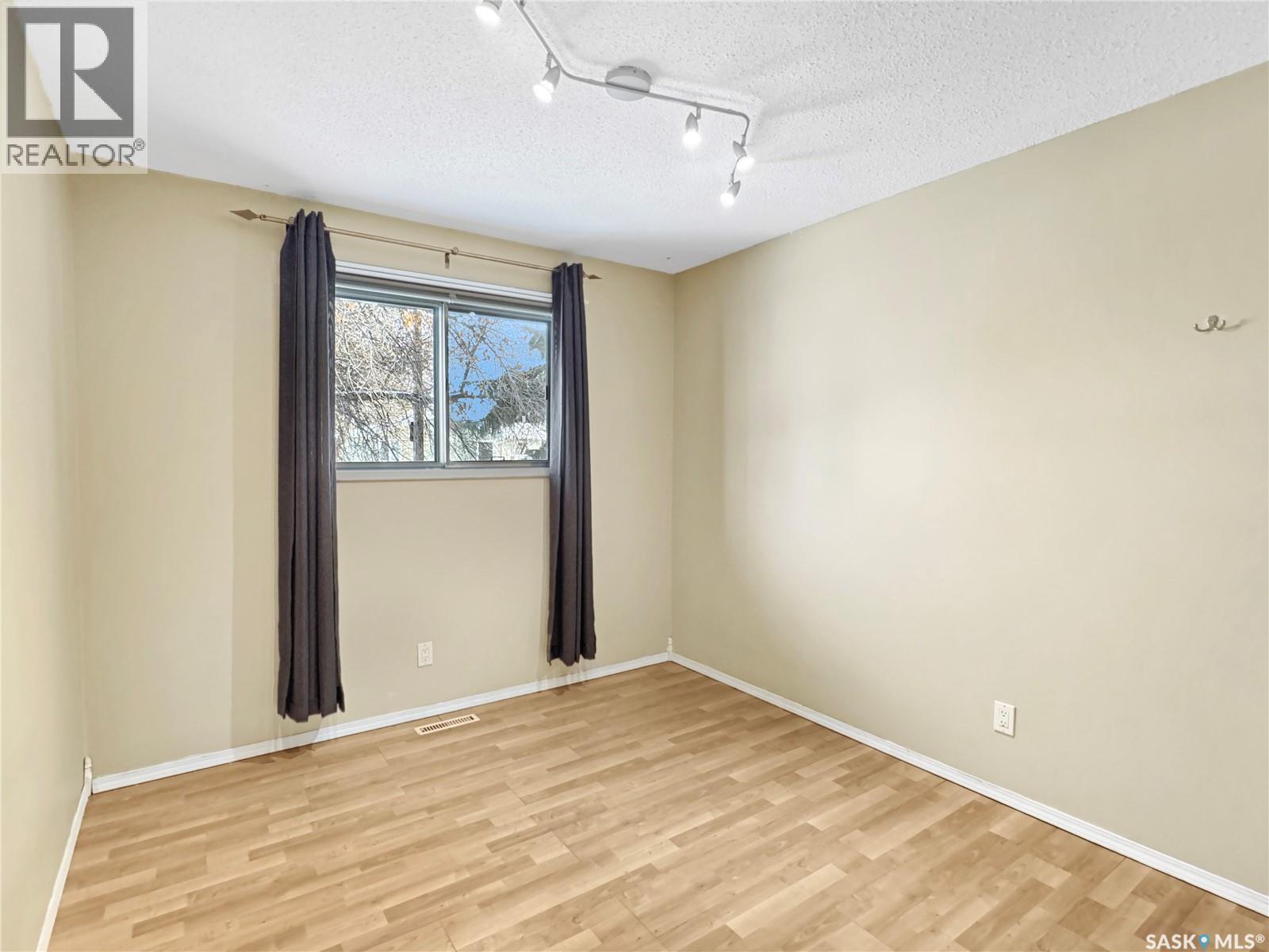 1871 91st Street, North Battleford, Saskatchewan  S9A 0A6 - Photo 9 - SK023989