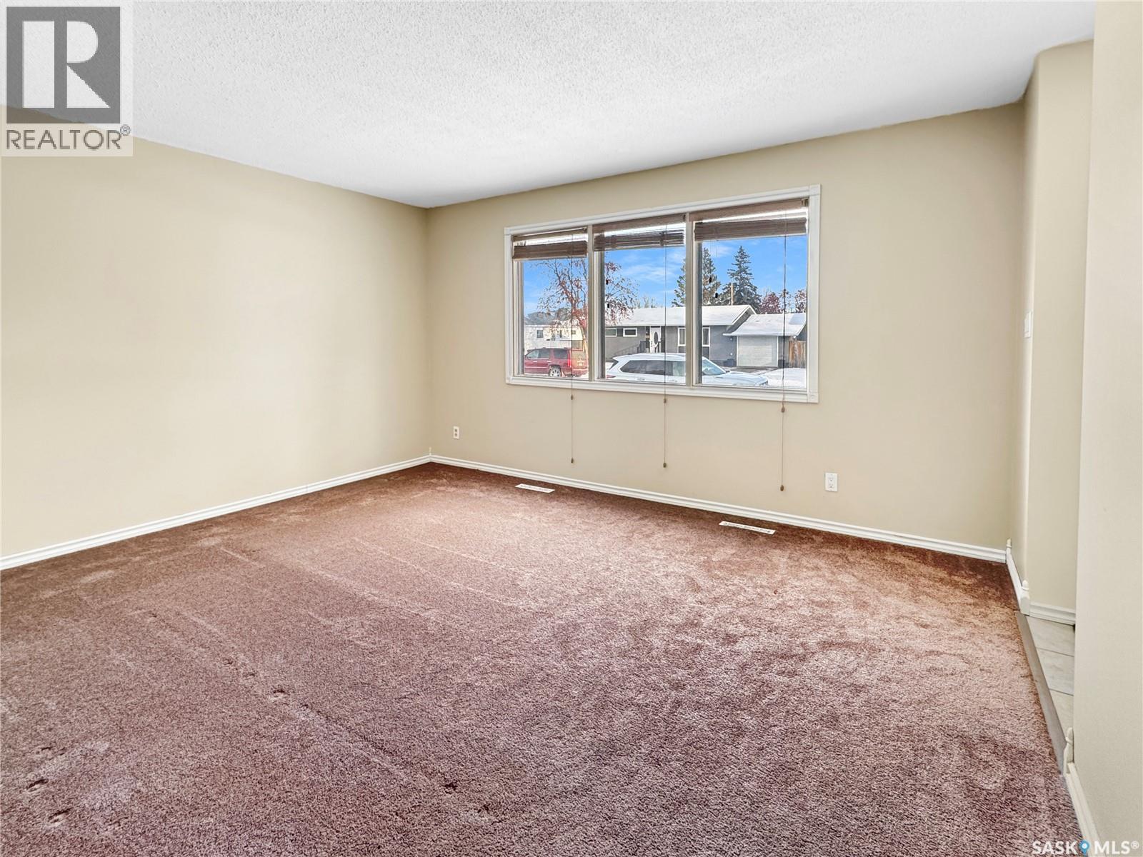 1871 91st Street, North Battleford, Saskatchewan  S9A 0A6 - Photo 2 - SK023989