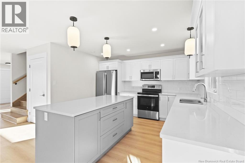 32 Attenborough Drive, Fredericton, New Brunswick  E3A 9R6 - Photo 19 - NB130021