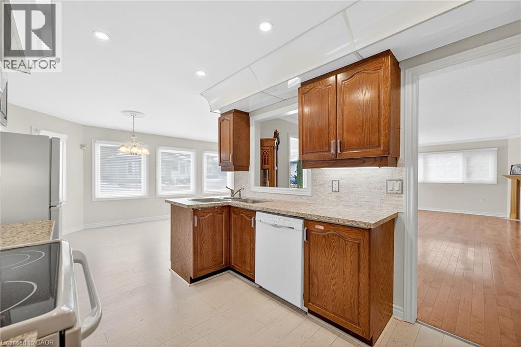 372 Silverbirch Boulevard, Mount Hope, Ontario  L0R 1W0 - Photo 14 - 40788104