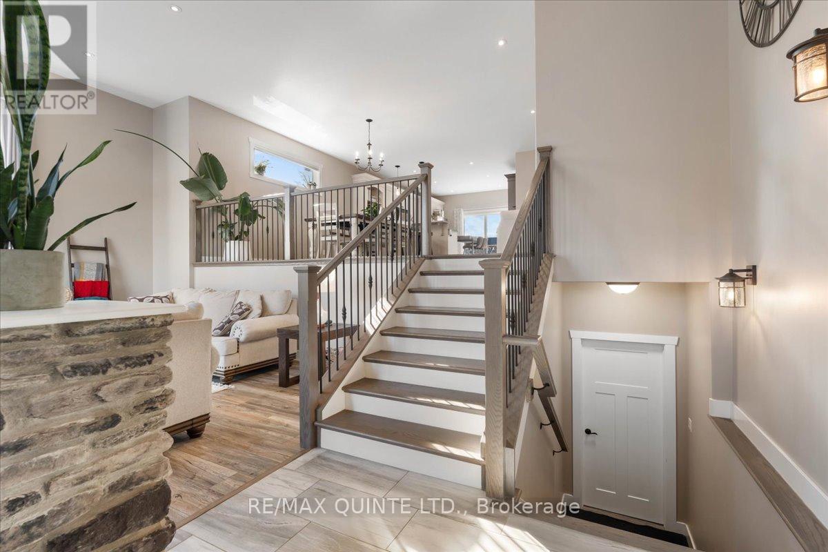 564 Sidney Street, Belleville, Ontario  K8P 4A2 - Photo 6 - X12545266