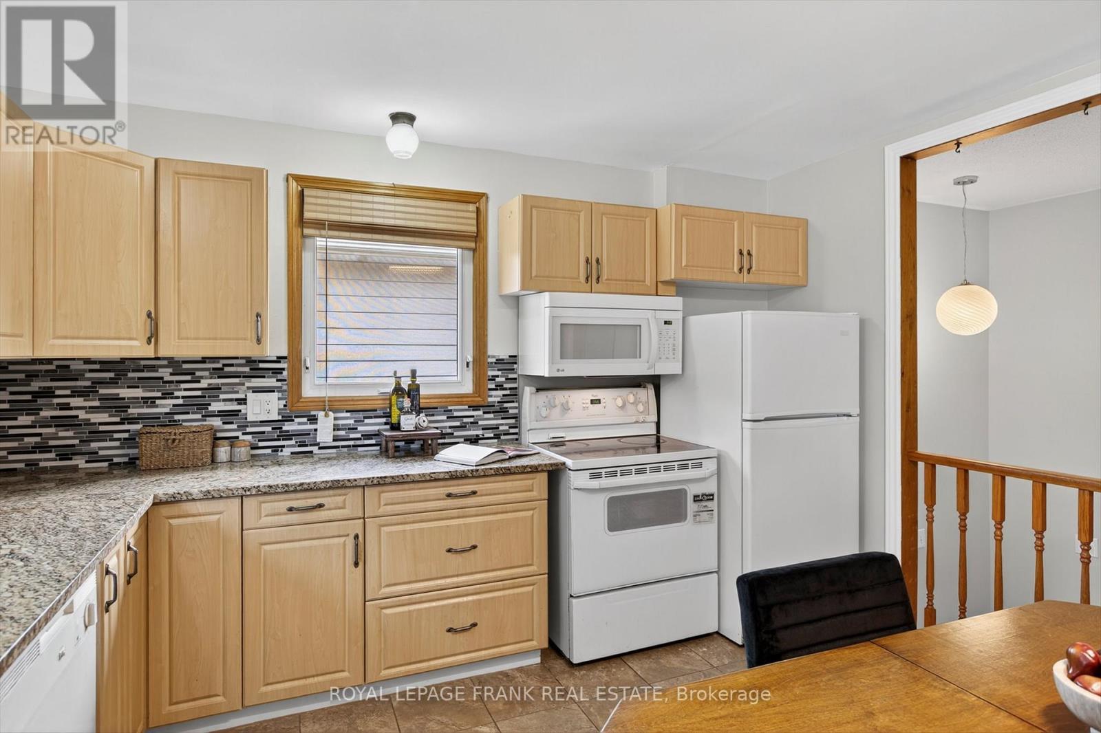 393 Southpark Drive, Peterborough, Ontario  K9J 1C1 - Photo 7 - X12545280