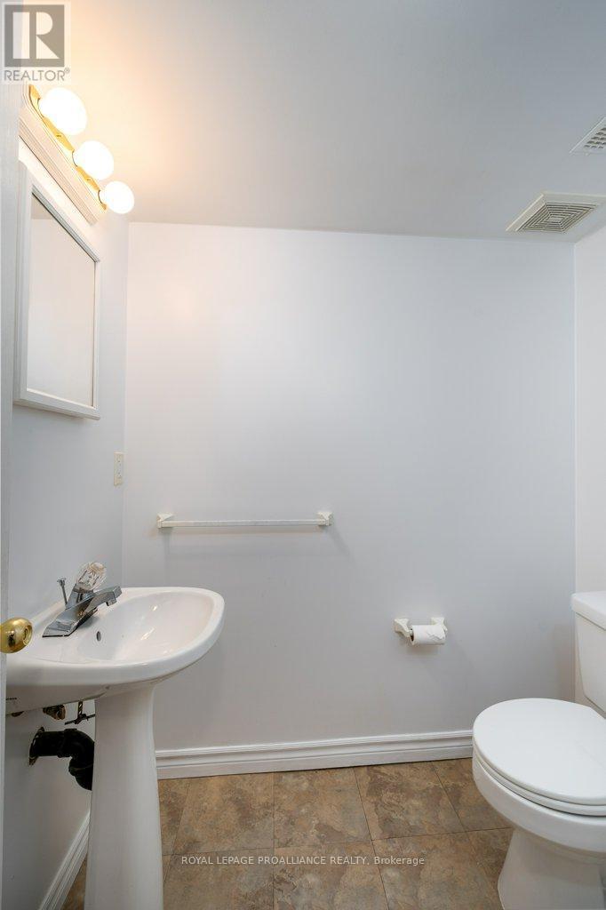 17 - 35 Albion Street, Belleville, Ontario  K8N 5Y8 - Photo 25 - X12545346