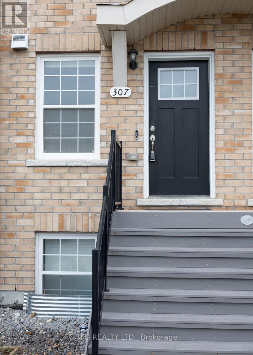 307 - 450 Lonsberry Drive, Cobourg, Ontario K9A 0K4 - Photo 2 - X12545350