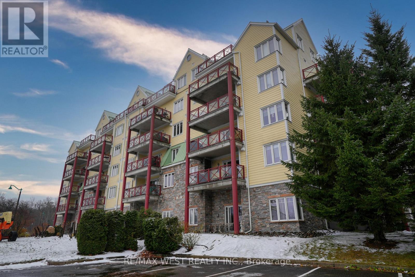 502 - 110 STEAMSHIP BAY ROAD, Gravenhurst, Ontario