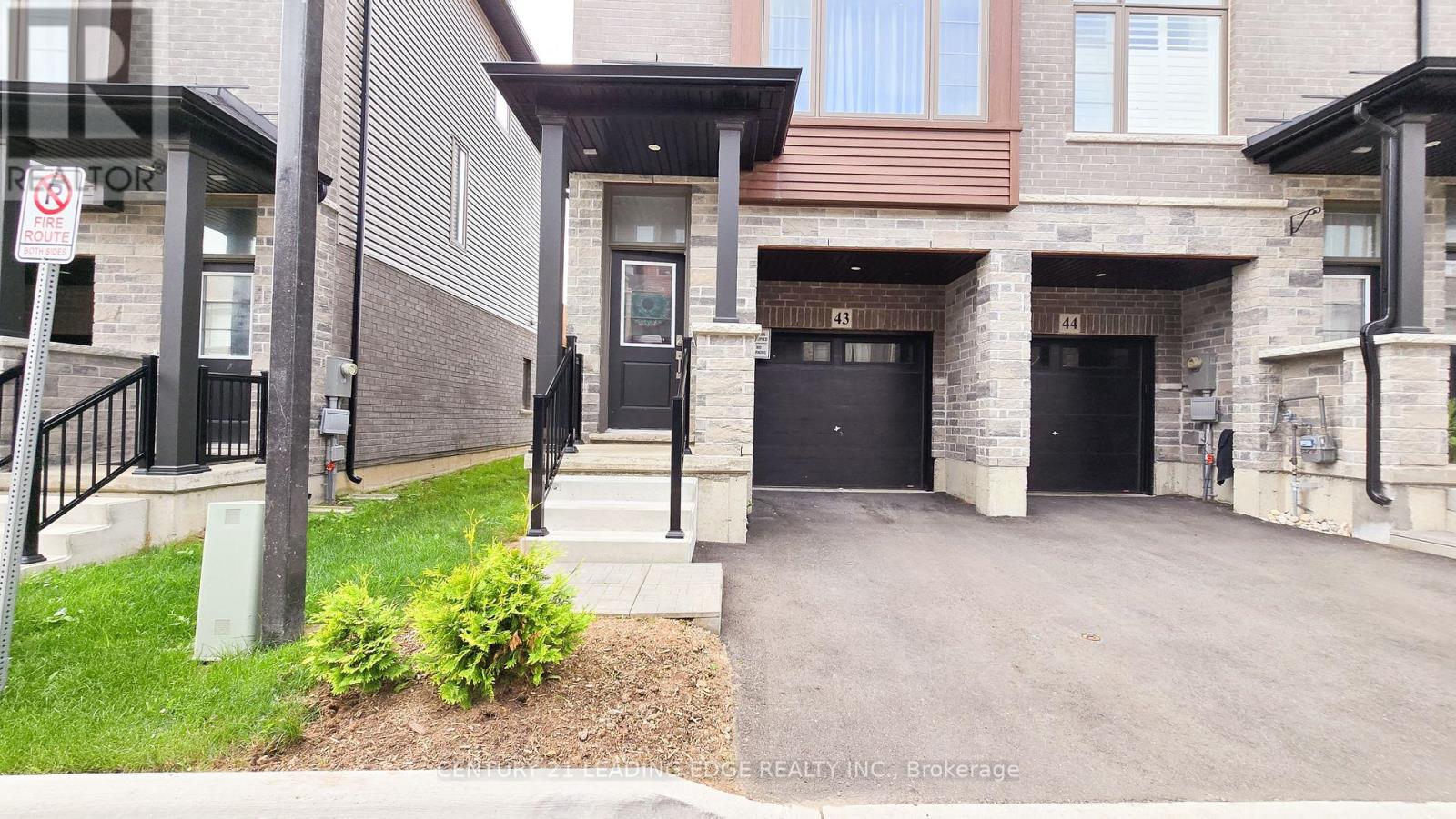 43 - 5000 Connor Drive, Lincoln, Ontario  L3J 0T4 - Photo 2 - X12545088