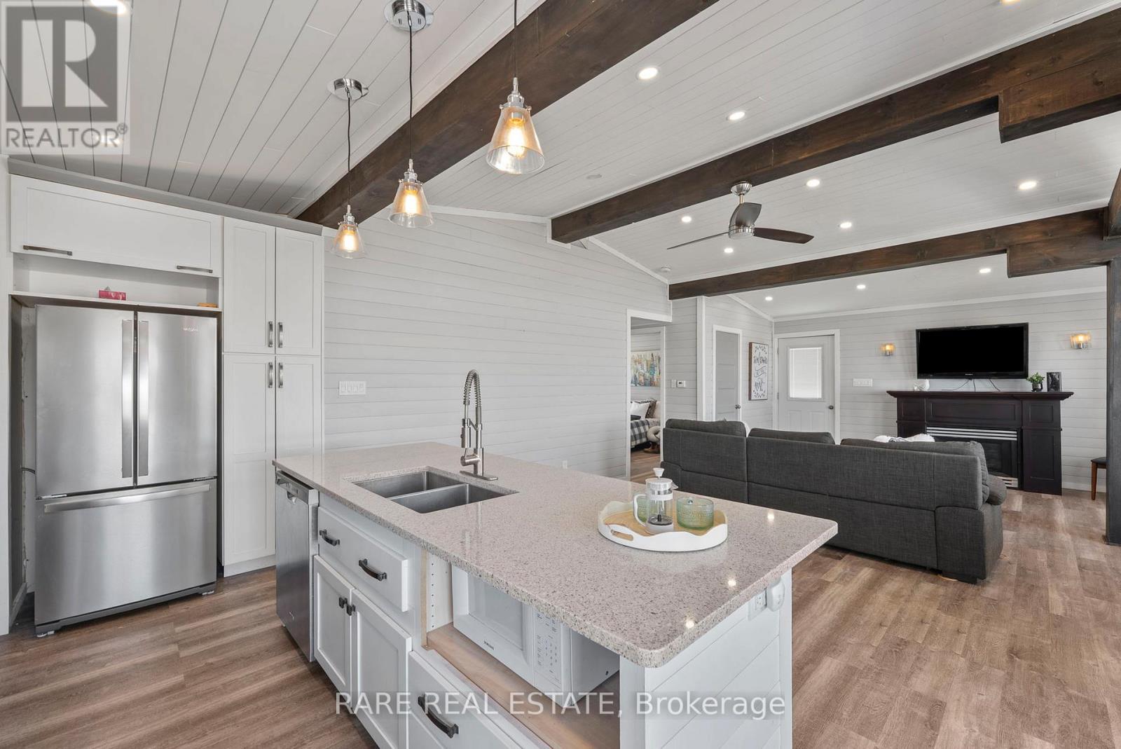 168 Charlore Park Drive, Kawartha Lakes, Ontario  K0L 2W0 - Photo 18 - X12545126