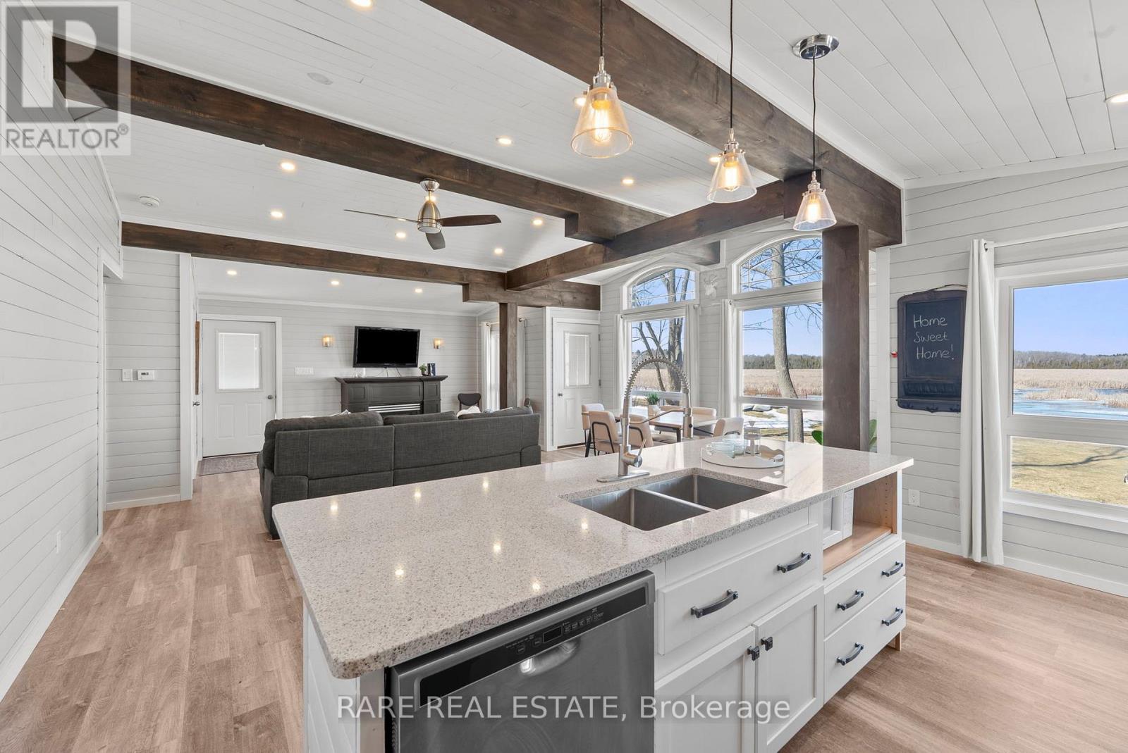 168 Charlore Park Drive, Kawartha Lakes, Ontario  K0L 2W0 - Photo 6 - X12545126