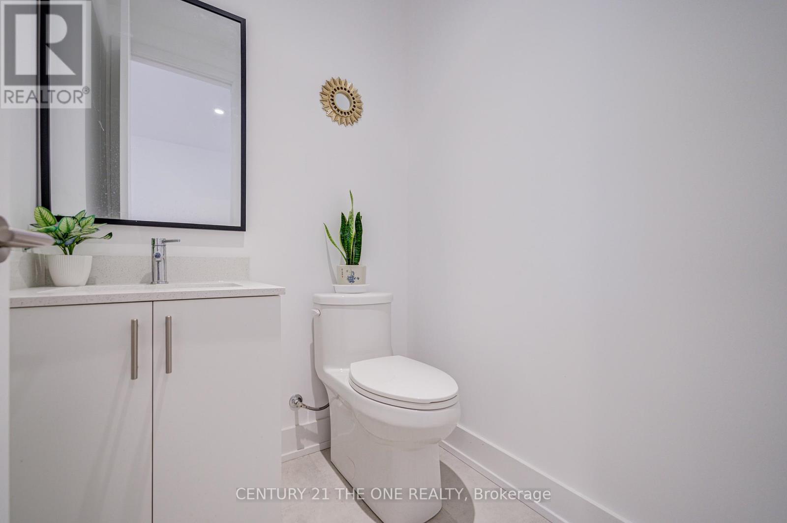 27 Chestnut Court, Aurora, Ontario  L4G 7C4 - Photo 14 - N12536876