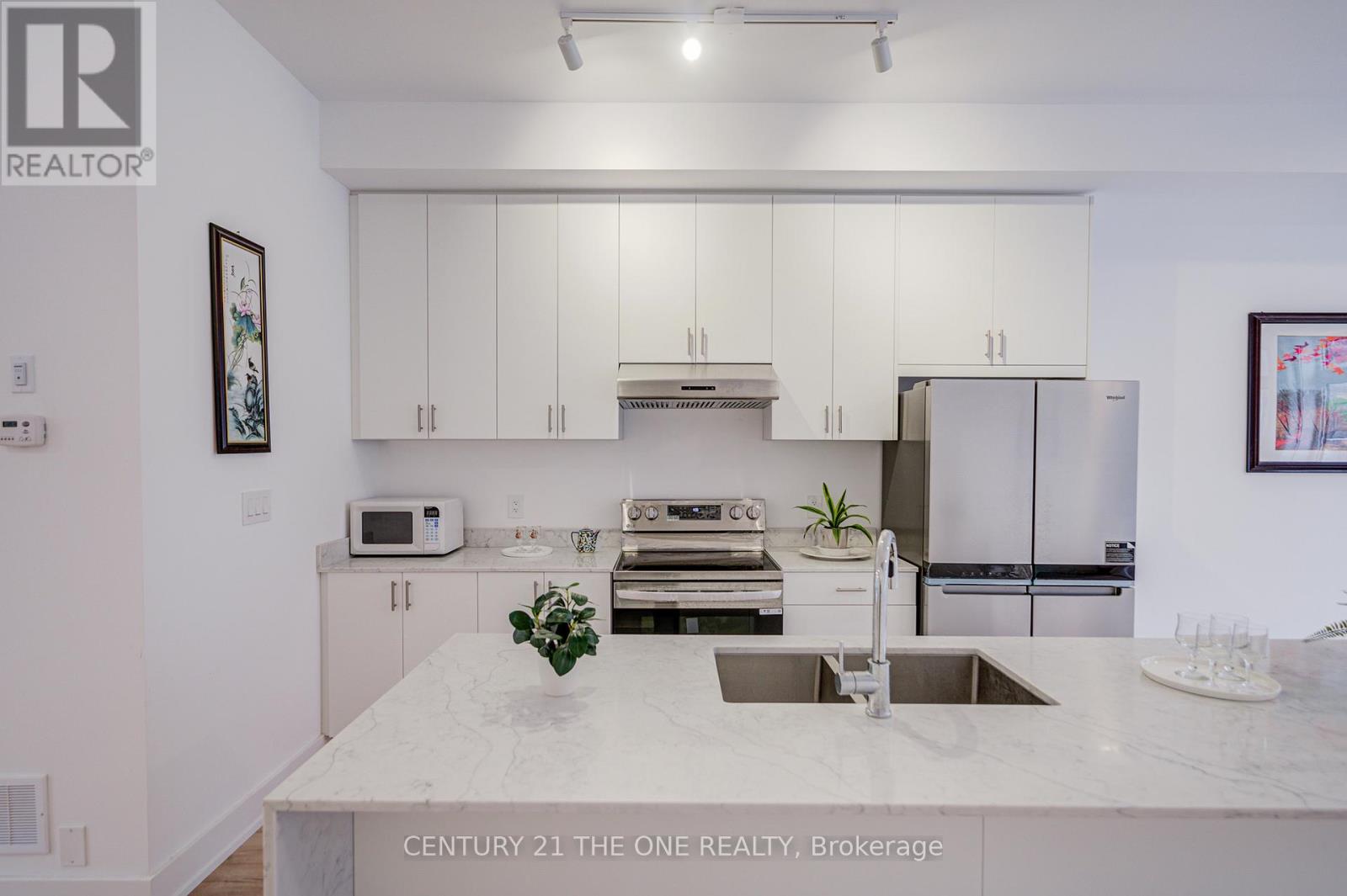 27 Chestnut Court, Aurora, Ontario  L4G 7C4 - Photo 16 - N12536876