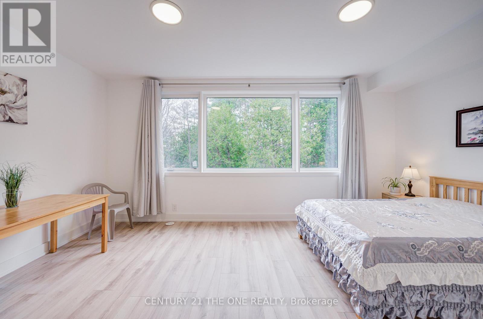 27 Chestnut Court, Aurora, Ontario  L4G 7C4 - Photo 22 - N12536876