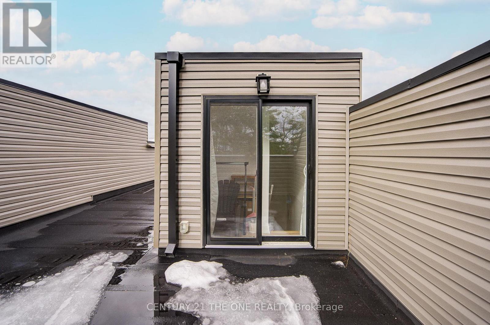 27 Chestnut Court, Aurora, Ontario  L4G 7C4 - Photo 34 - N12536876