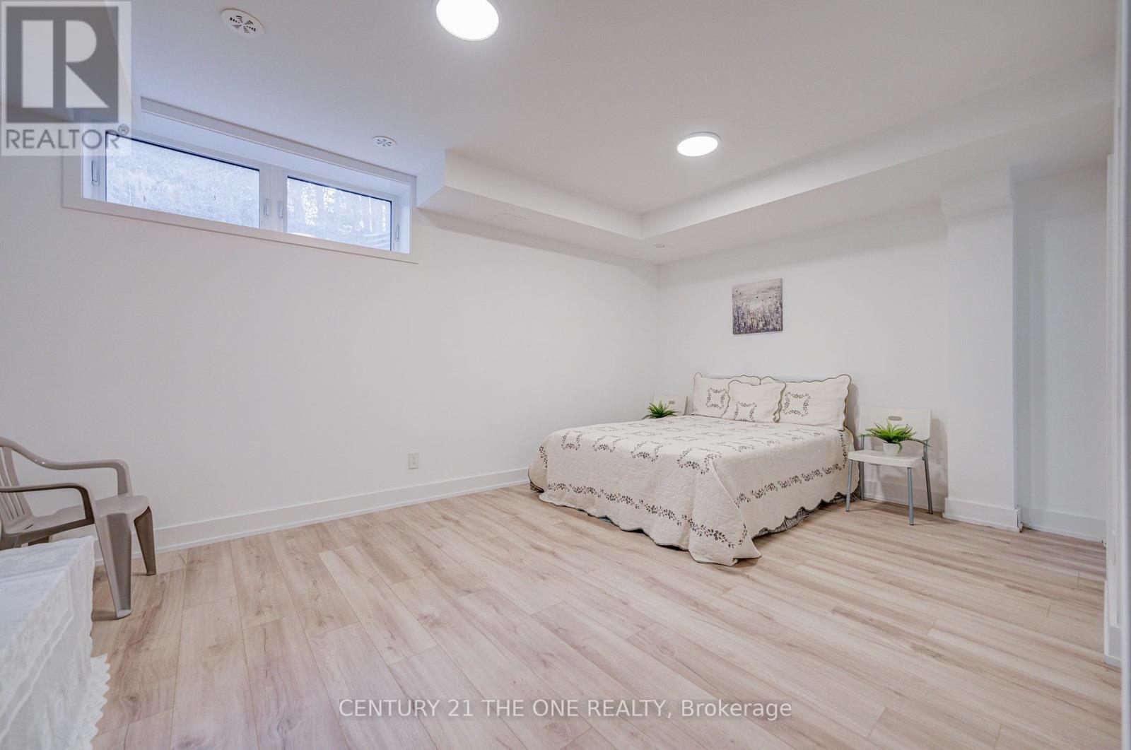 27 Chestnut Court, Aurora, Ontario  L4G 7C4 - Photo 45 - N12536876