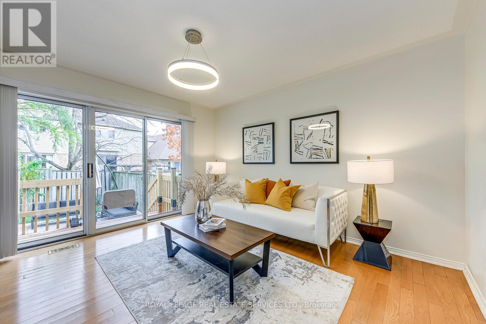 2967 Jackson Drive, Burlington, Ontario  L7M 4K7 - Photo 12 - W12544968