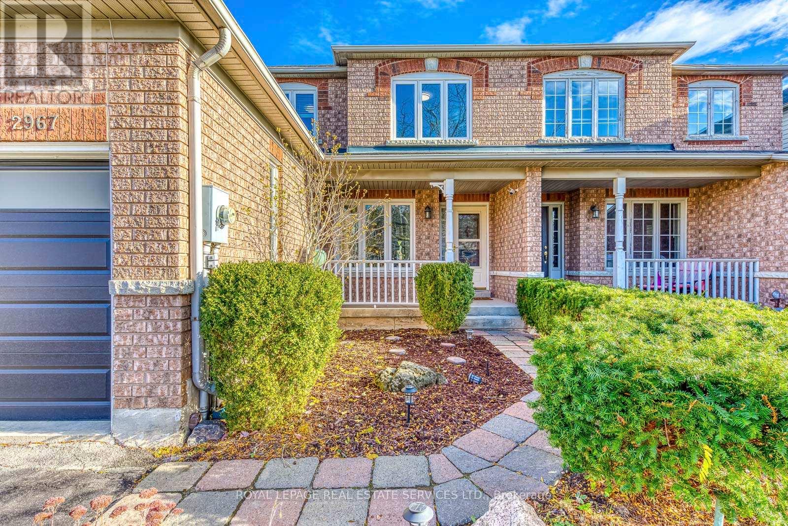 2967 Jackson Drive, Burlington, Ontario  L7M 4K7 - Photo 3 - W12544968