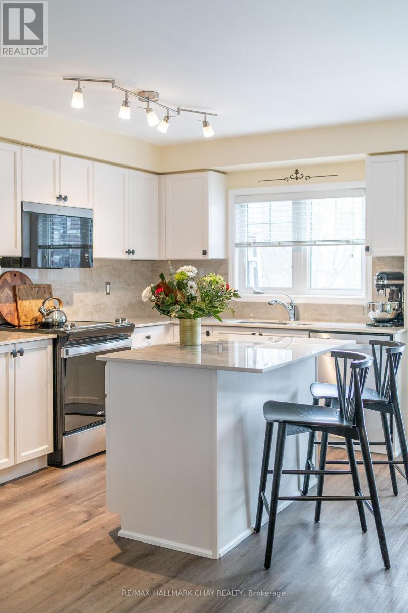 13 - 571 Longworth Avenue, Clarington, Ontario L1C 0H3 - Photo 8 - E12470204