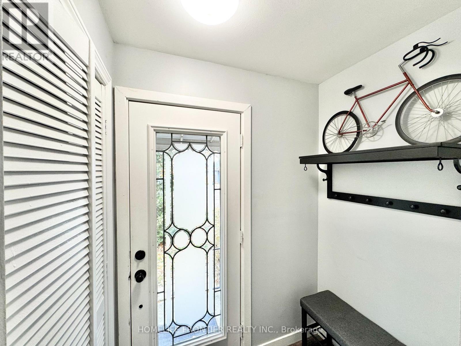 27 BEECH STREET, Ajax, Ontario